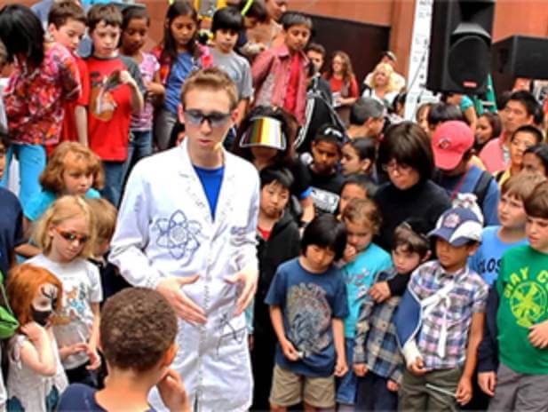 Encouraging science curiosity for kids