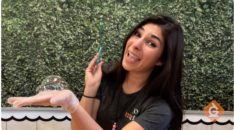 Discover how to make an unpoppable bubble DIY activity with teachmesomethingood for learners grades 3-8.